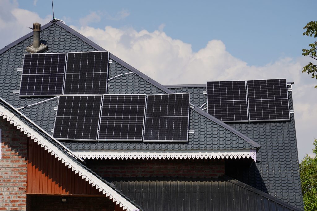 Solar Roof Shingles
